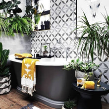 Load image into Gallery viewer, BC Designs Boat Bath, Painted Eggshell - 1580x750mm