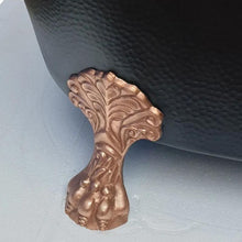 Load image into Gallery viewer, Coppersmith Creations Hammered Clawfoot Copper Bath, Roll Top Black Copper Bathtub - 1830x815mm