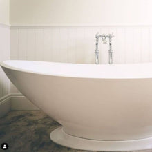 Load image into Gallery viewer, BC Designs Kurv Cian Freestanding Bath Polished White 1890x900mm BAB005
