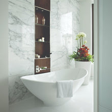 Load image into Gallery viewer, BC Designs Kurv Cian Freestanding Bath Polished White 1890x900mm BAB006
